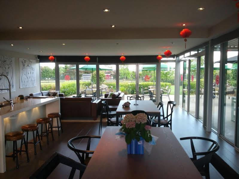 Auckland Karaka Country Retreat Hotel Buitenkant foto